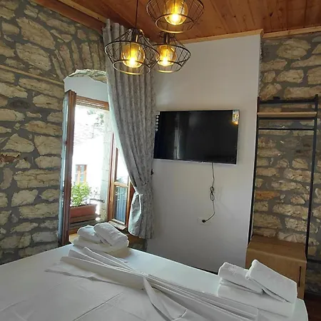 Submarine 105 Gjirokaster