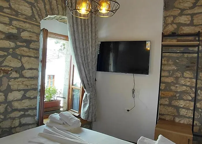 Submarine 105 Gjirokaster