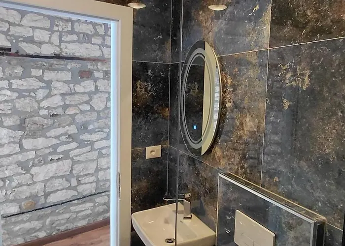 Submarine 105 Hotel Gjirokaster