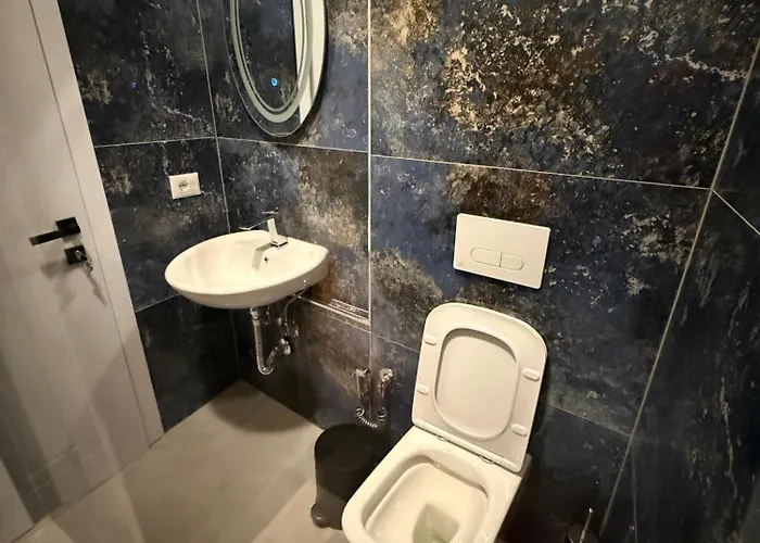 Hotel Submarine 105