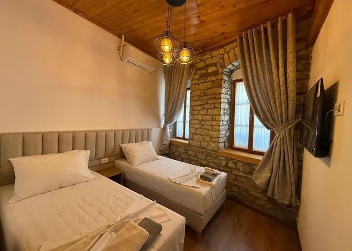 Submarine 105 * Gjirokaster